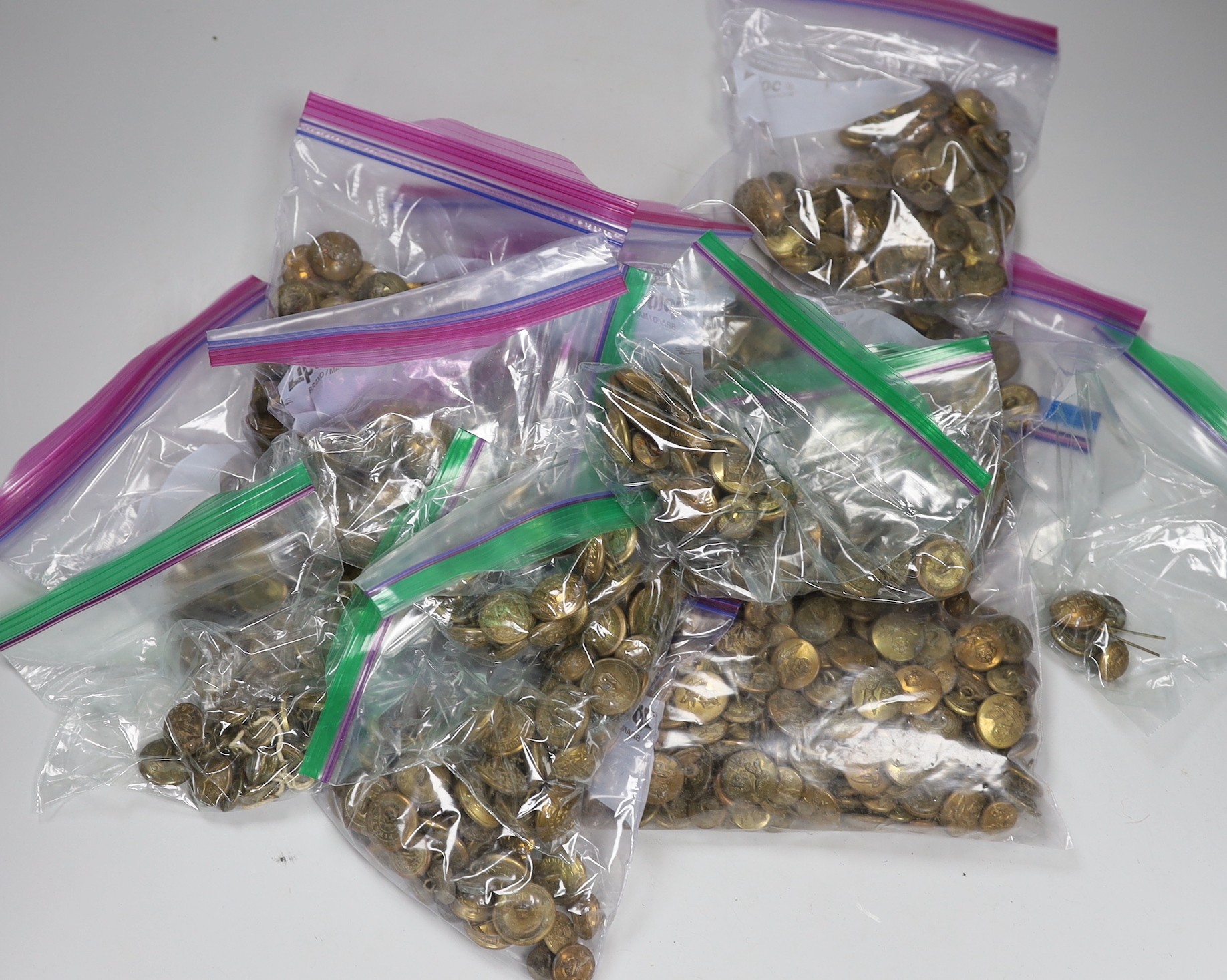 A large quantity of assorted military tunic buttons